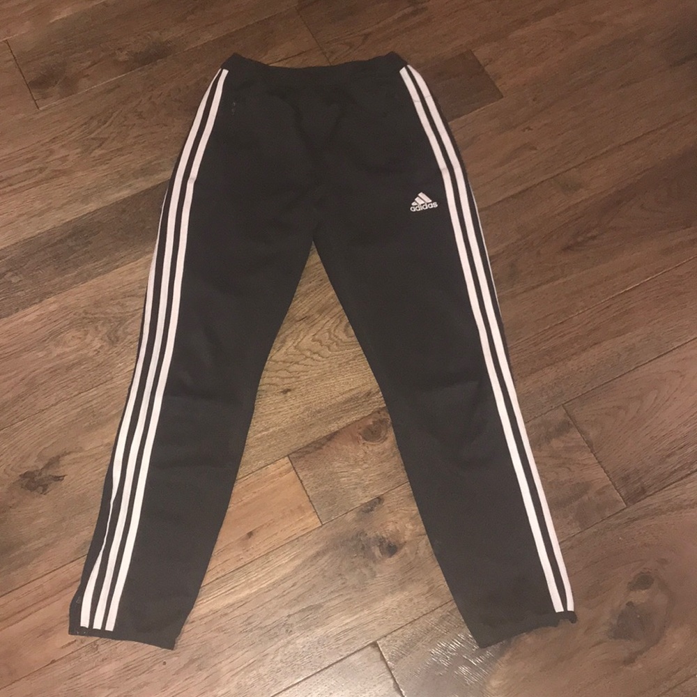 youth medium adidas sweatpants